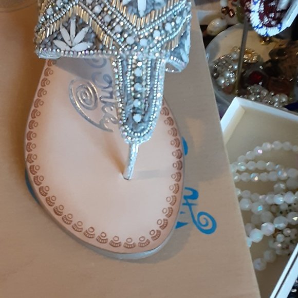 NAUGHTY MONKEY THONG FLAT SANDALS BLING AMARE - Picture 1 of 6